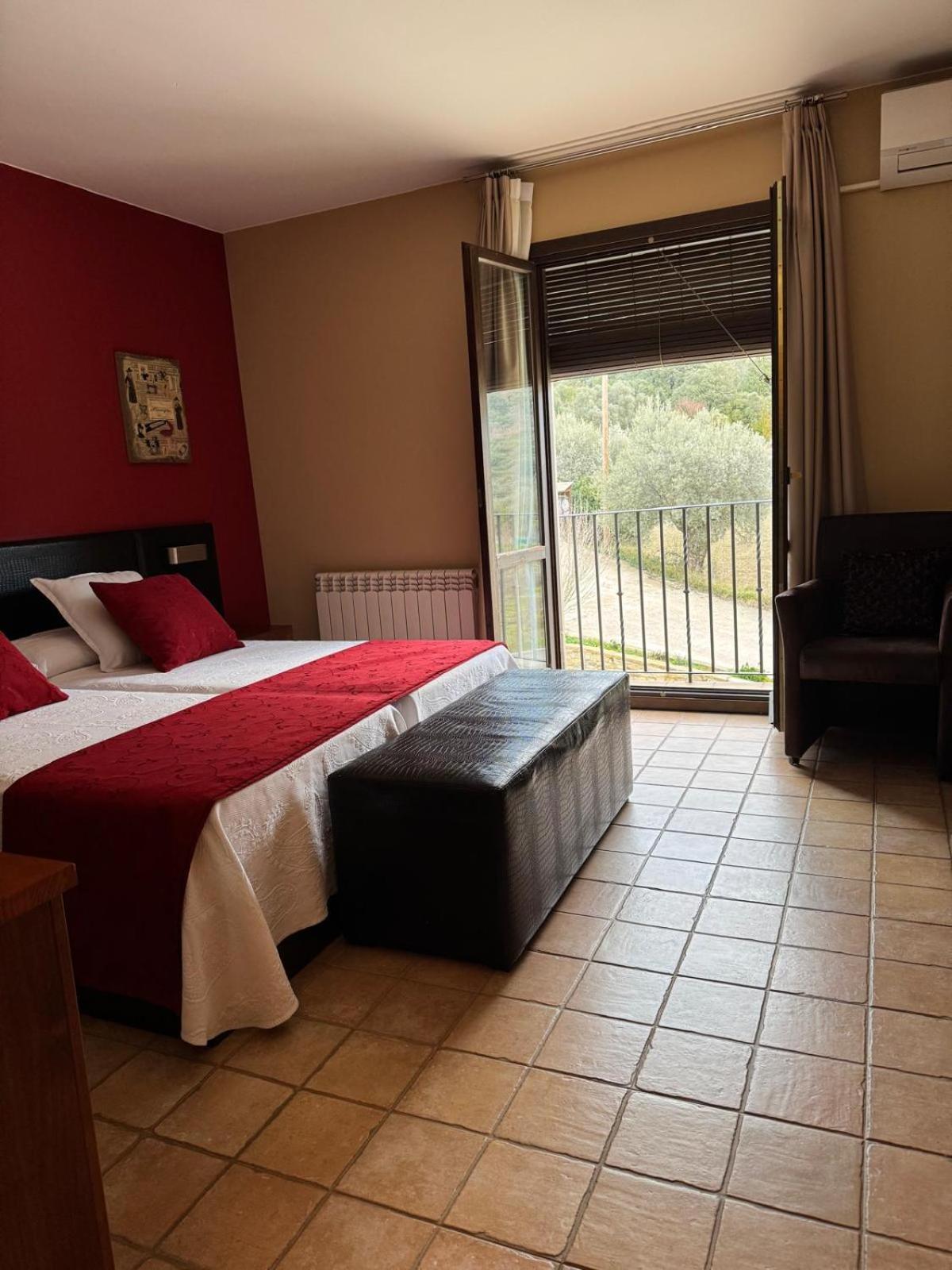 Hotel Guara Inluka Las Almunias Quarto foto